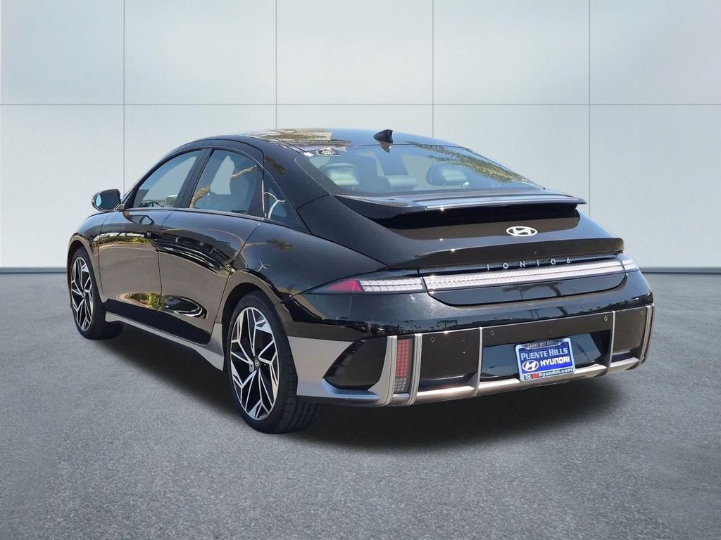 Used 2024 Hyundai Ioniq 6 SEL RWD image 4