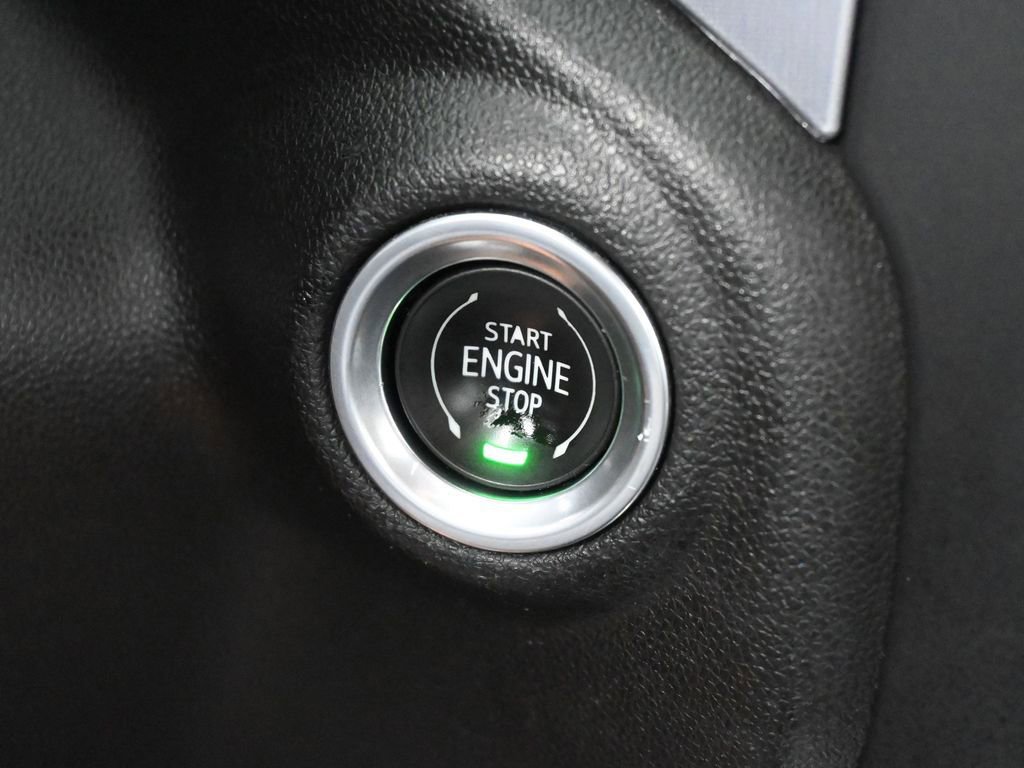 Used 2021 GMC Sierra 2500 SLT image 29