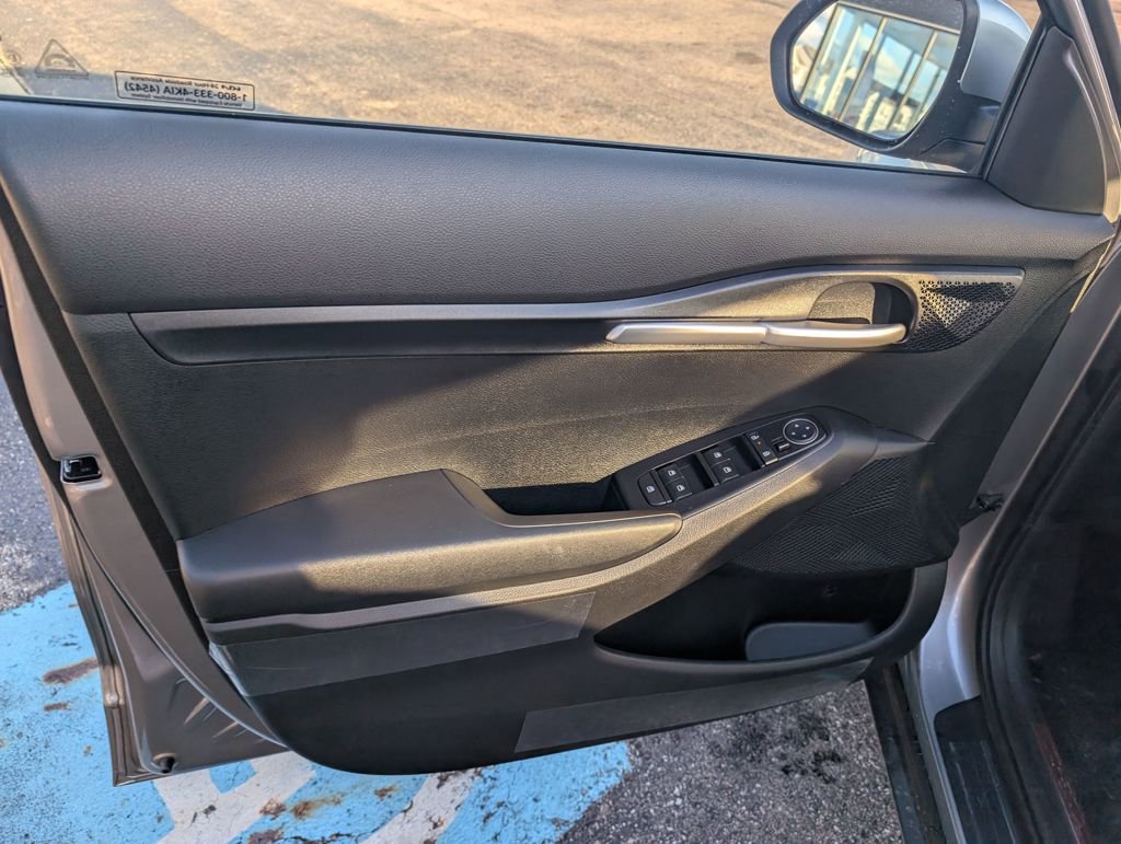 New 2026 Kia Seltos LX image 14