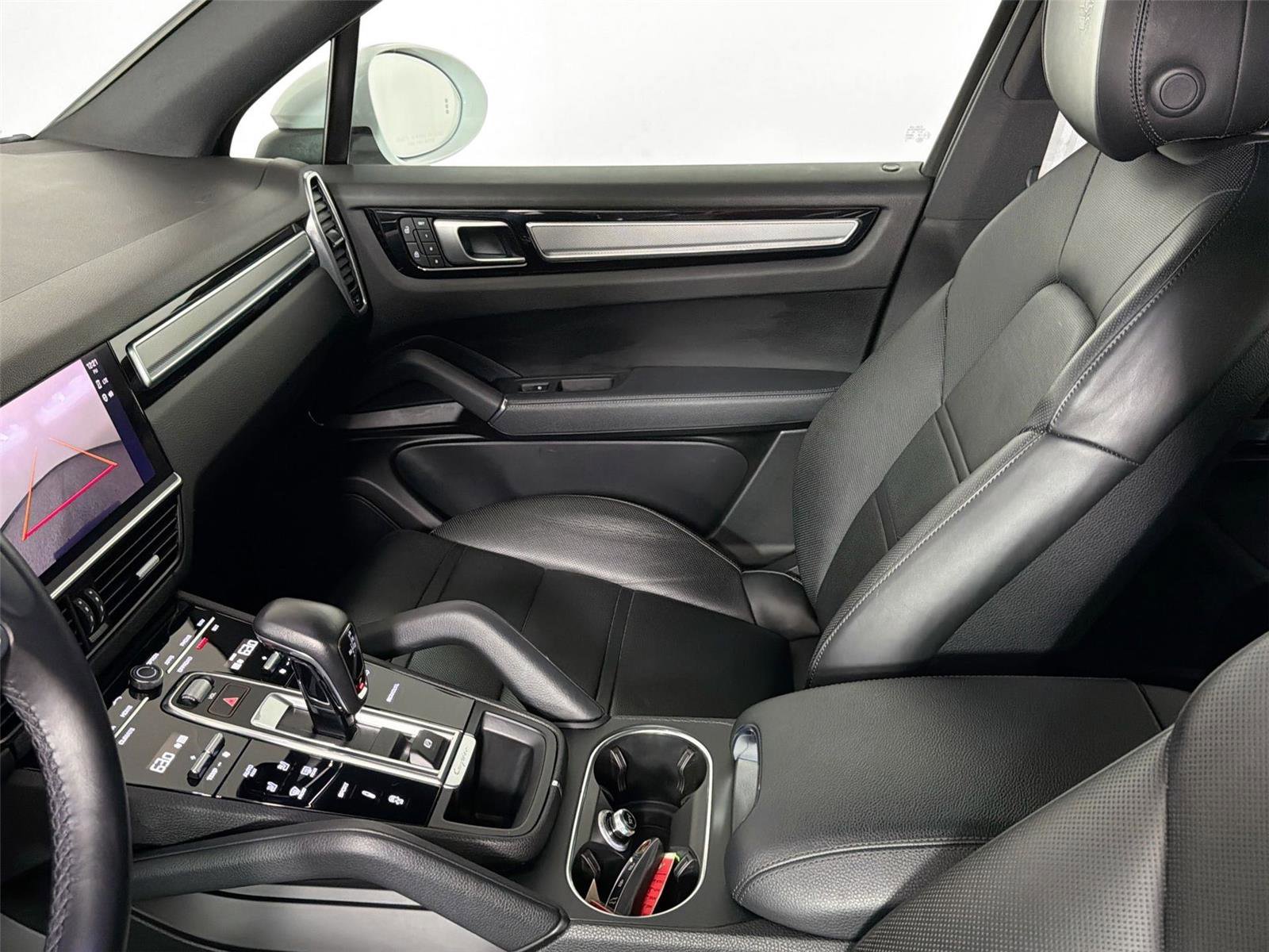 Certified 2023 Porsche Cayenne S Platinum w/ Assistance Package image 30