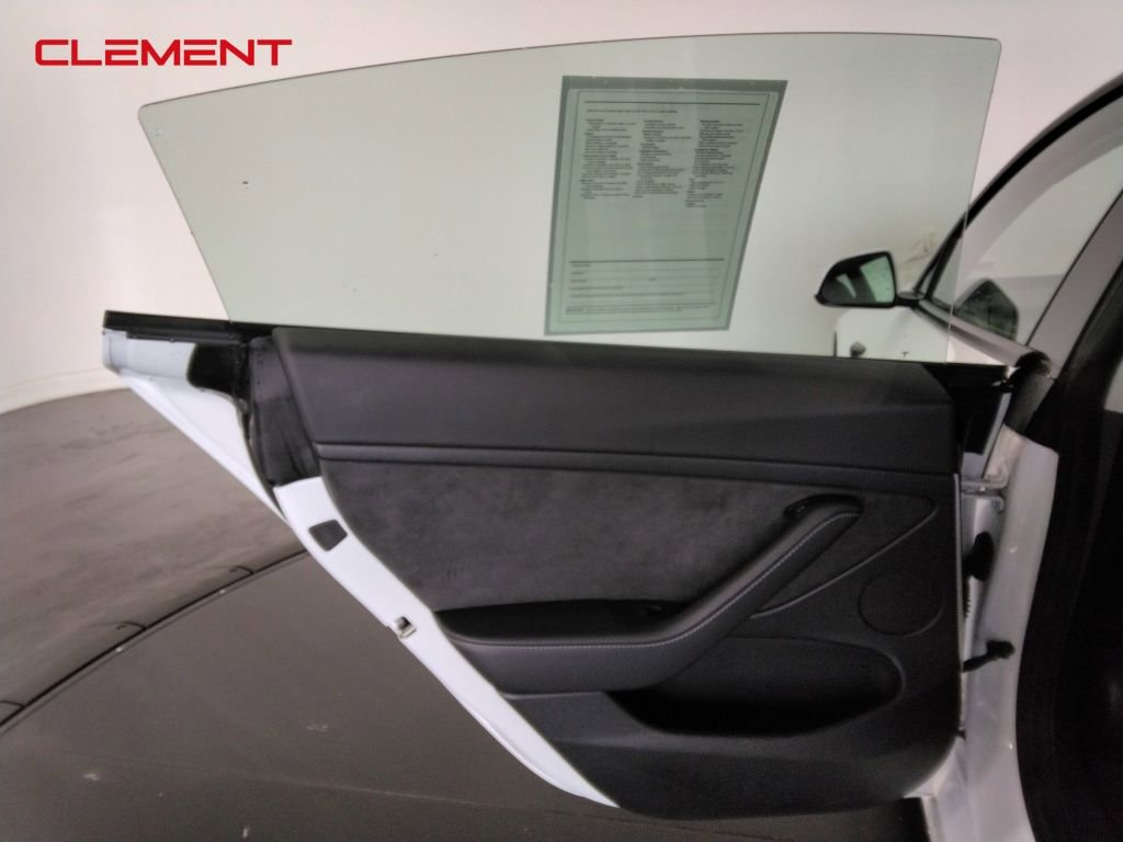 Used 2023 Tesla Model 3 Standard Range image 27