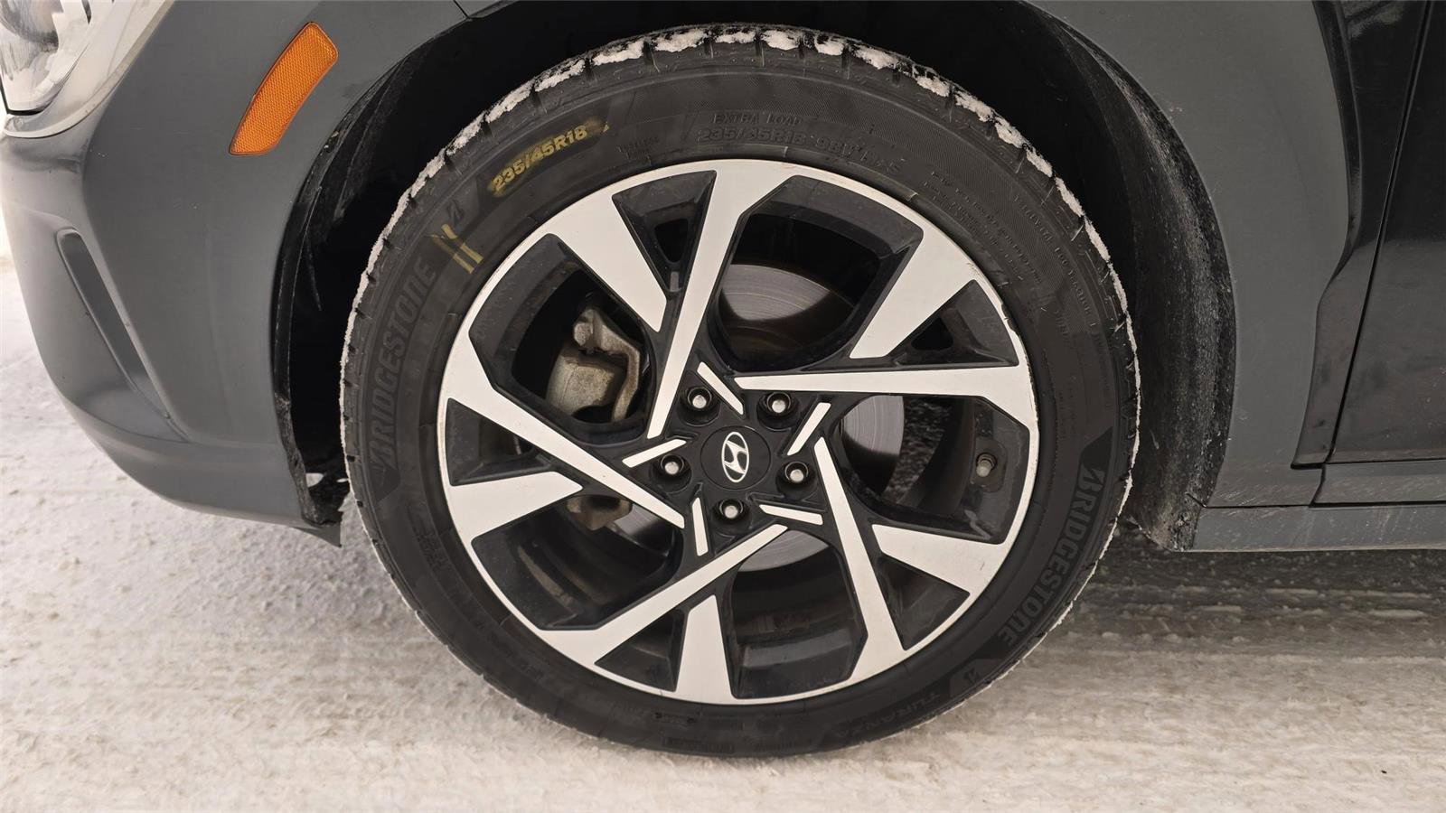 Used 2023 Hyundai Kona Limited image 7