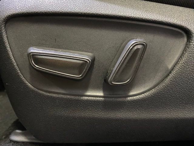 Certified 2020 Toyota Highlander LE image 15