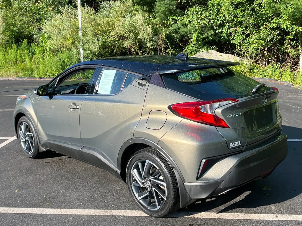 Used 2021 Toyota C-HR Limited FWD image 3