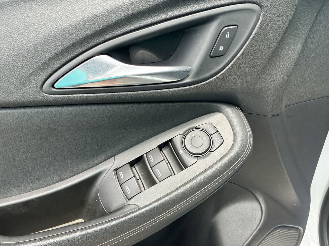 Used 2021 Buick Encore GX Preferred FWD image 22