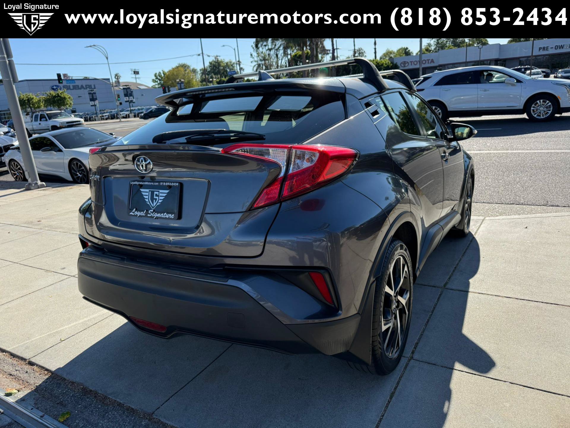 Used 2018 Toyota C-HR XLE FWD image 7