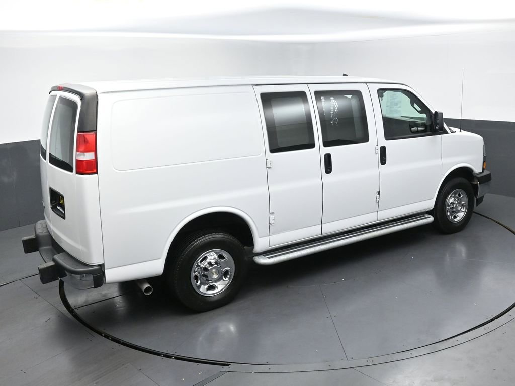 Used 2024 Chevrolet Express 2500 w/ Driver Convenience Package image 33