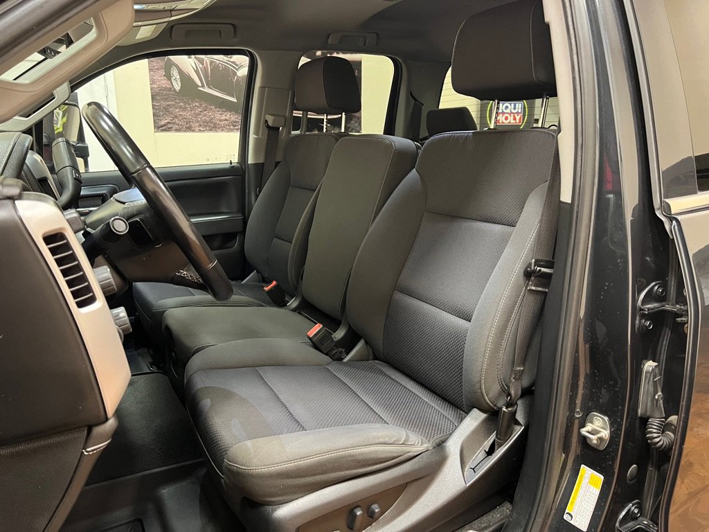 Used 2019 GMC Sierra 2500 SLE w/ SLE Preferred Package AWD/4WD image 31