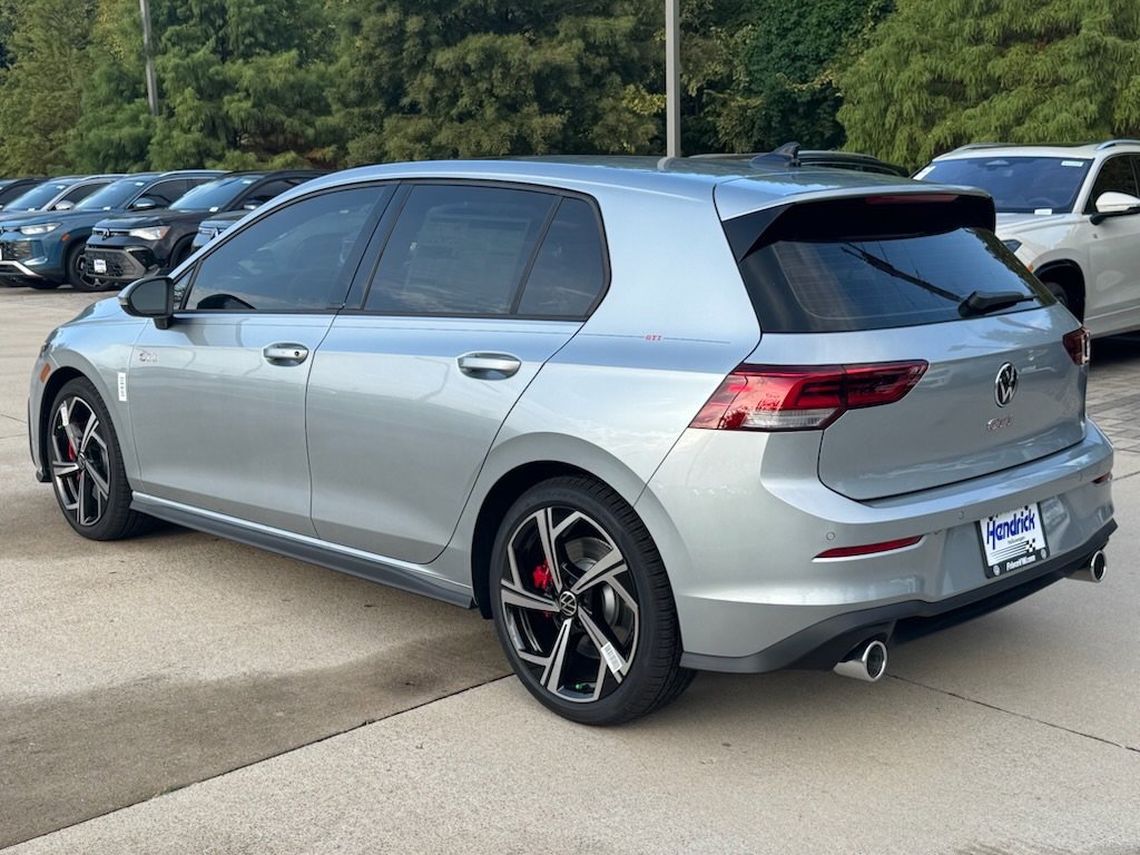 New 2026 Volkswagen Golf SE FWD image 3
