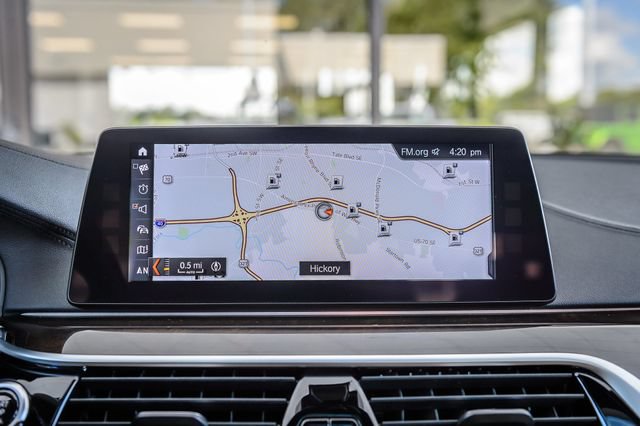 Used 2017 BMW 540i RWD image 22