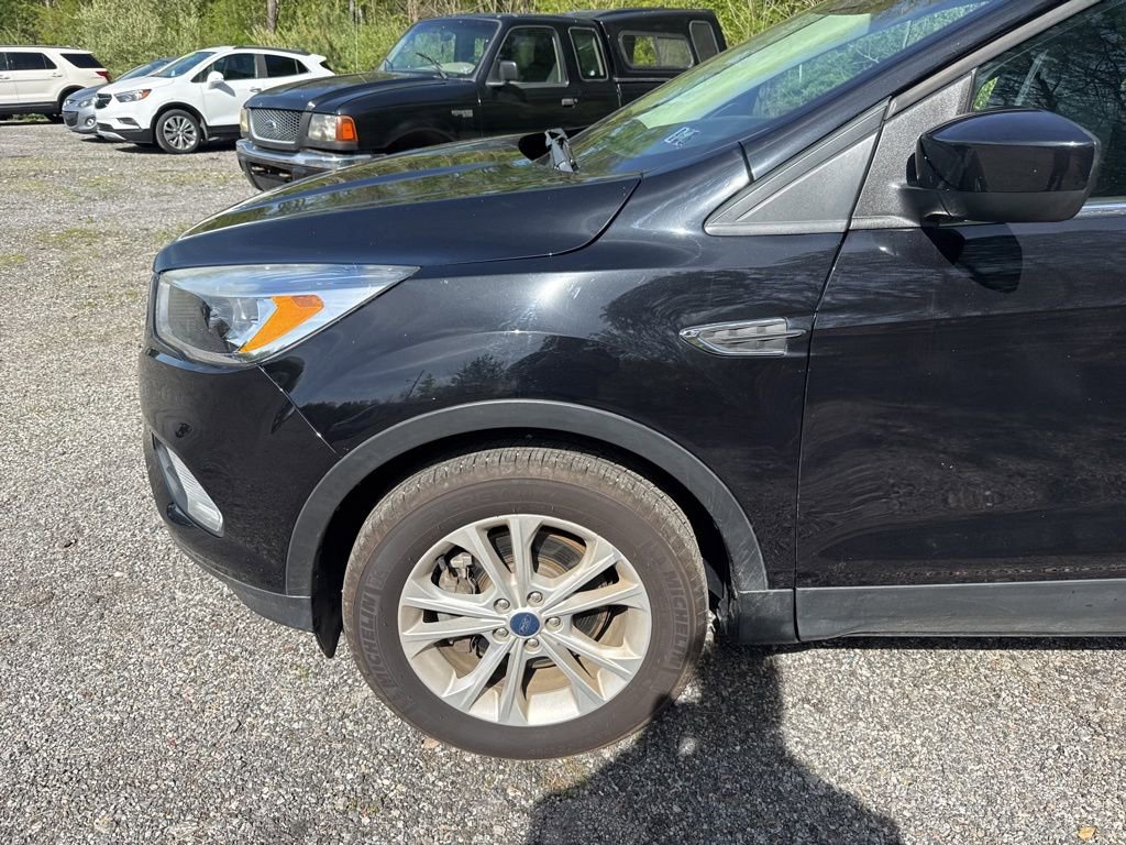 Used 2019 Ford Escape SE AWD/4WD image 6