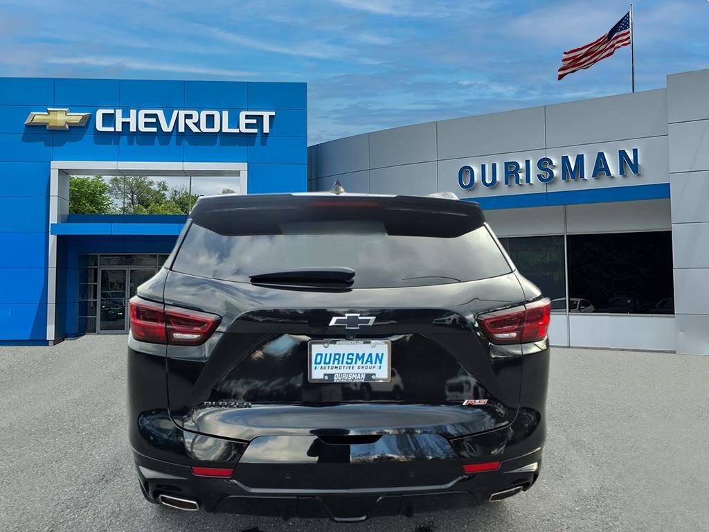 Certified 2023 Chevrolet Blazer RS w/ Enhanced Convenience Package image 4