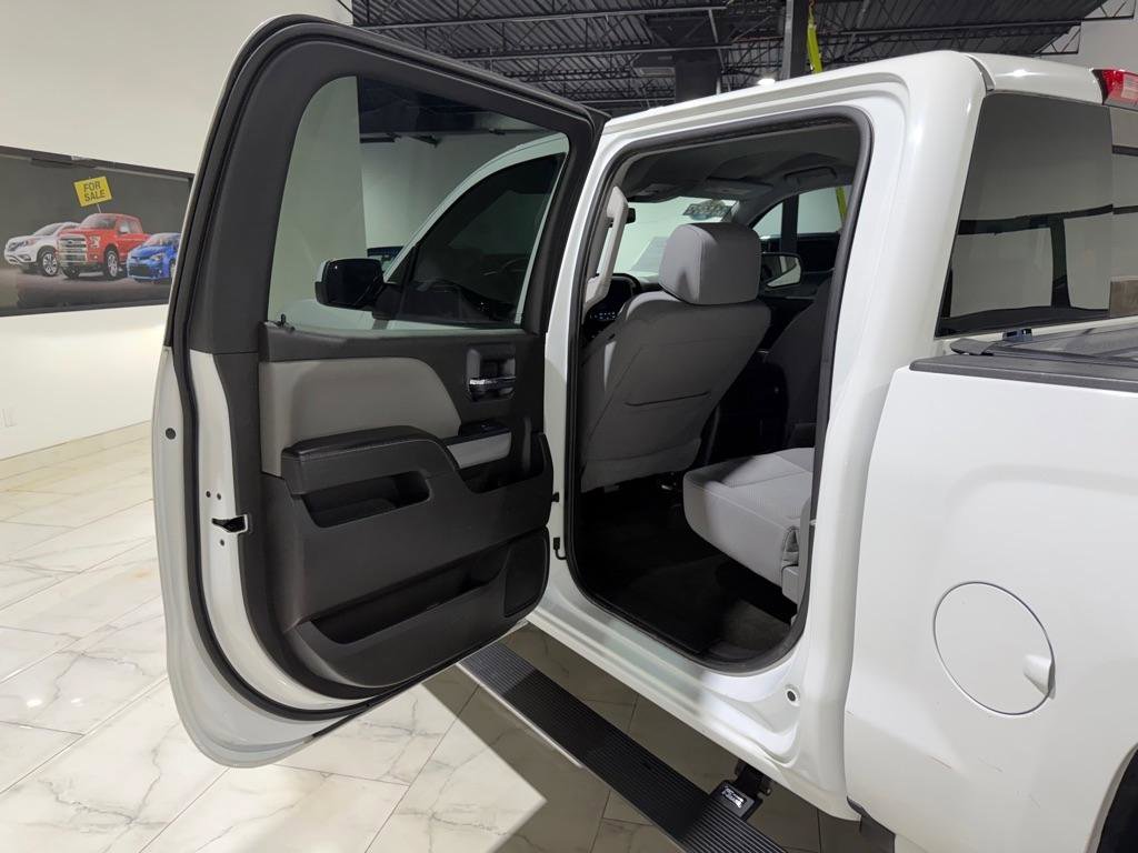 Used 2018 Chevrolet Silverado 1500 LT w/ Texas Edition AWD/4WD image 14