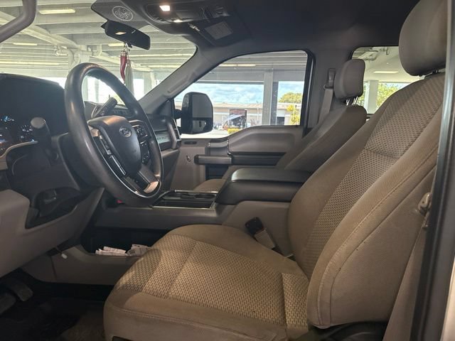 Used 2019 Ford F350 XLT w/ XLT Premium Package AWD/4WD image 2