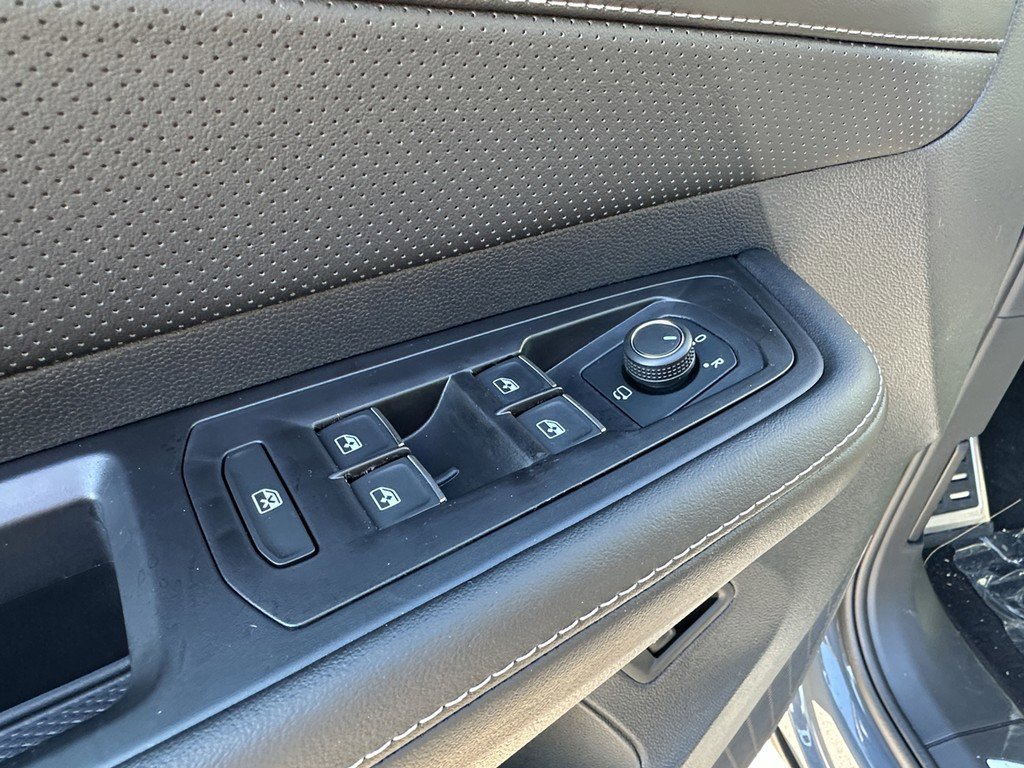 New 2026 Volkswagen Atlas SEL Premium R-Line image 20