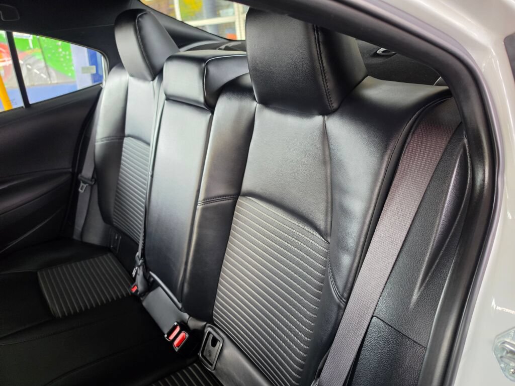 Used 2024 Toyota Corolla XSE FWD image 17