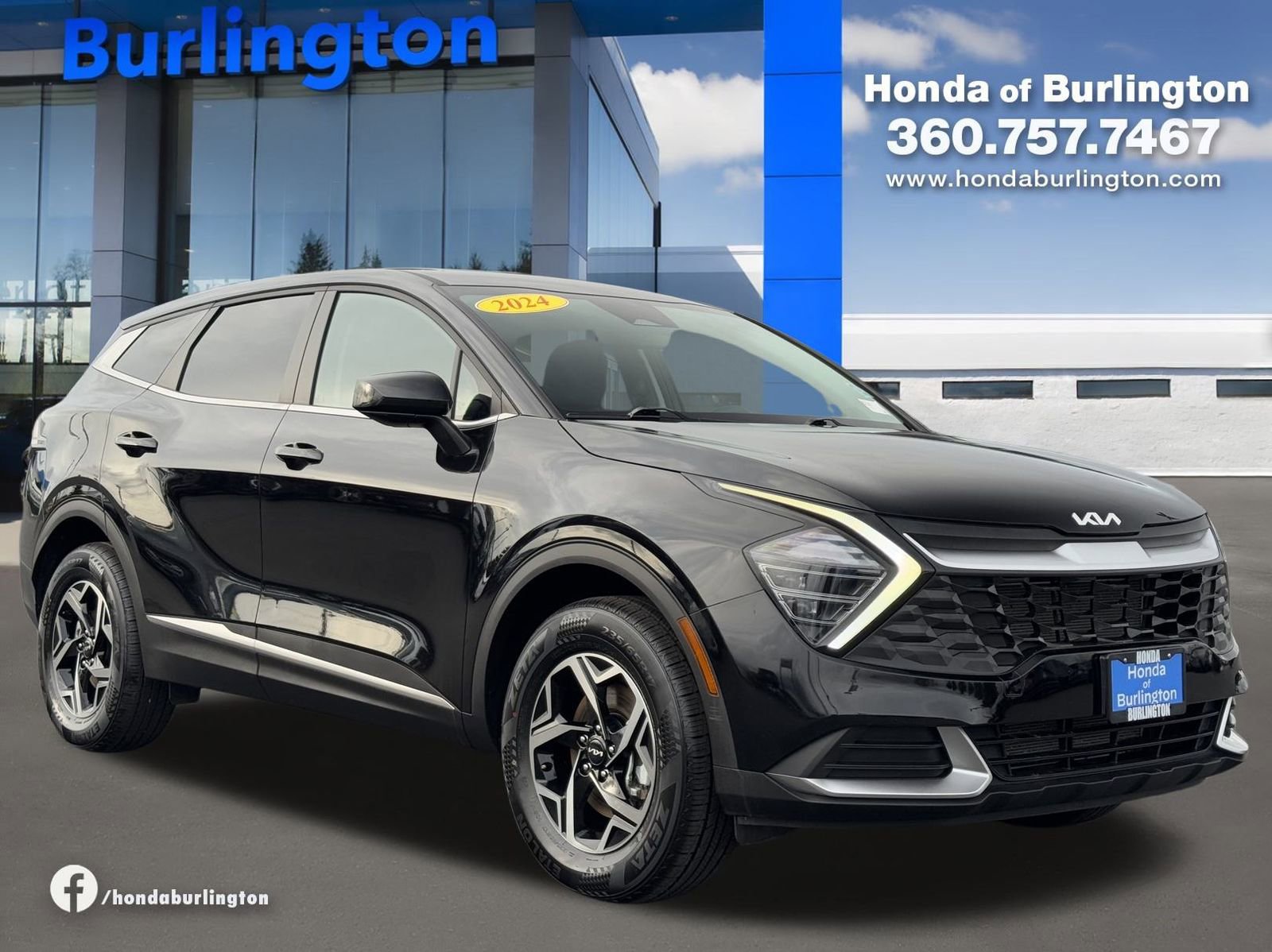 Used 2024 Kia Sportage LX image 8