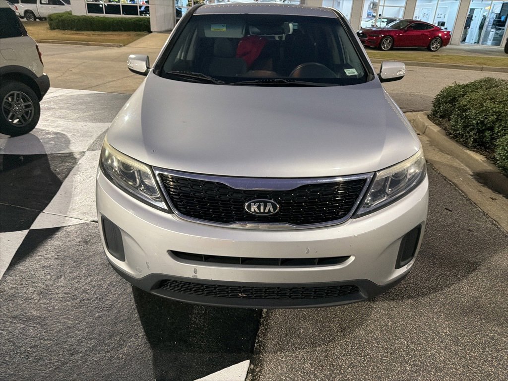 Used 2015 Kia Sorento LX image 3