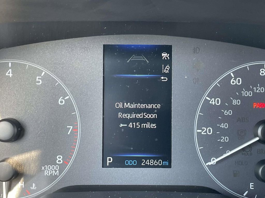 Used 2024 Toyota Corolla Cross LE FWD image 32