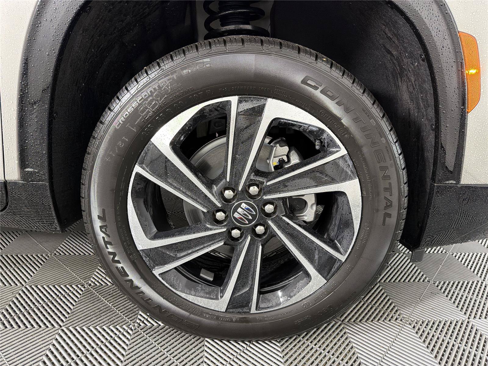 New 2026 Buick Enclave Sport Touring w/ Power Package FWD image 10