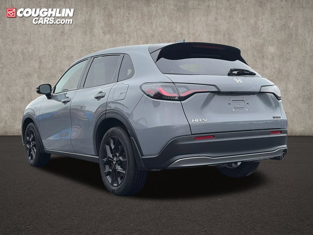 Used 2025 Honda HR-V Sport image 5