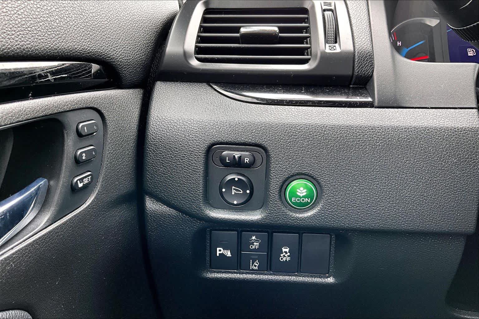 Used 2022 Honda Pilot Touring image 36