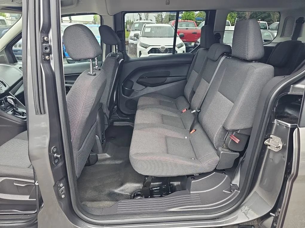 Used 2016 Ford Transit Connect XL FWD image 17