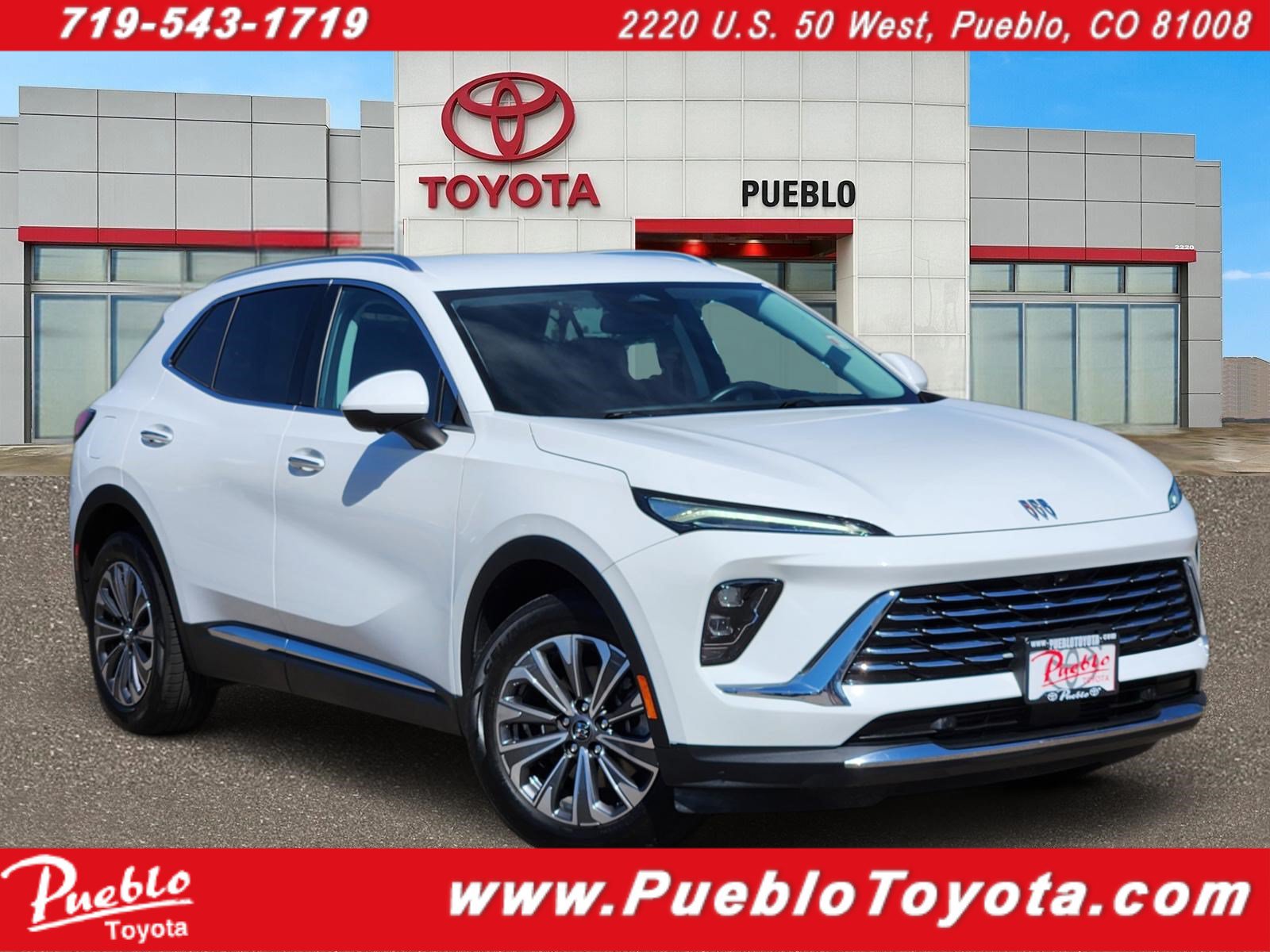 Used 2024 Buick Envision Preferred AWD/4WD image 1