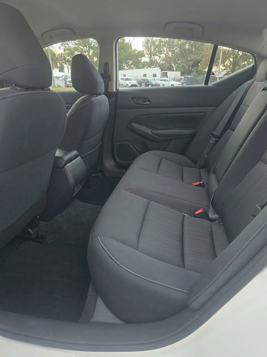 Used 2025 Nissan Altima 2.5 SV image 20