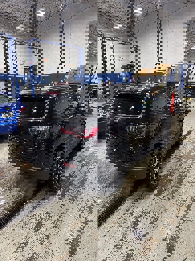 New 2026 Jeep Compass Limited w/ Sun, Sound & Navigation Group image 5