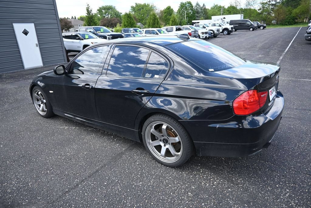 Used 2011 BMW 335i Sedan RWD image 7