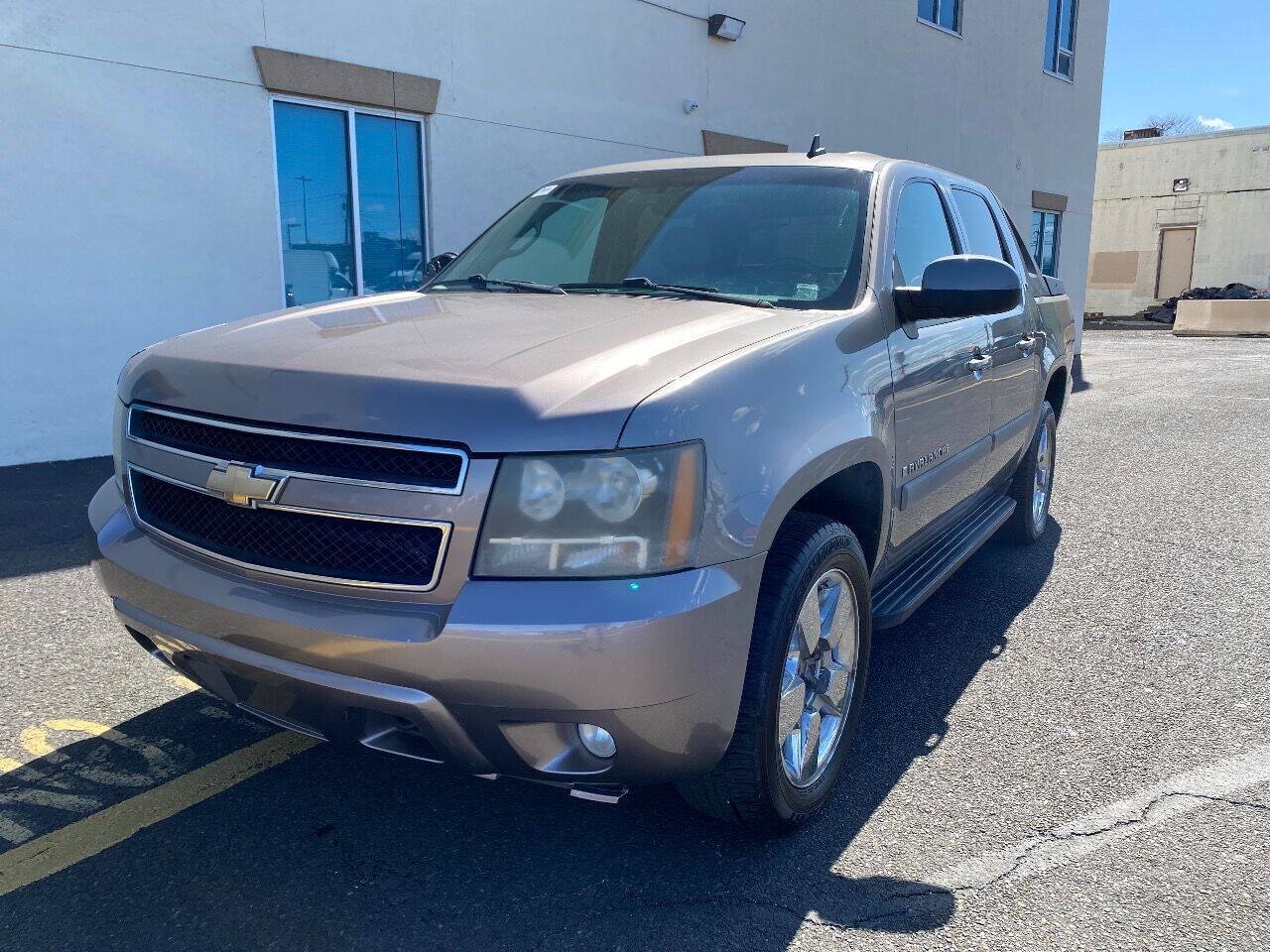 Used 2008 Chevrolet Avalanche LT w/ LT Preferred Equipment Group