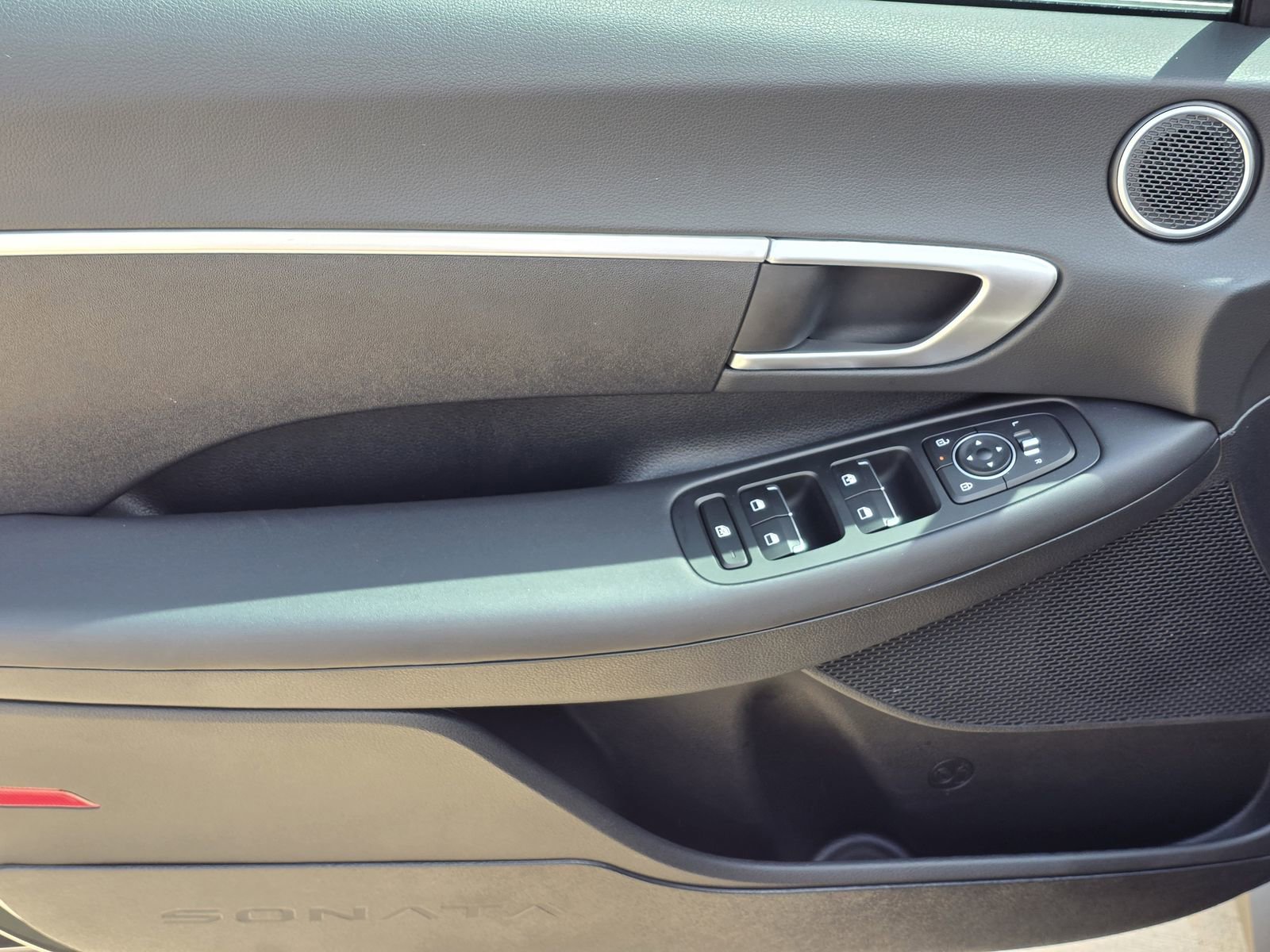 Certified 2025 Hyundai Sonata SE image 13