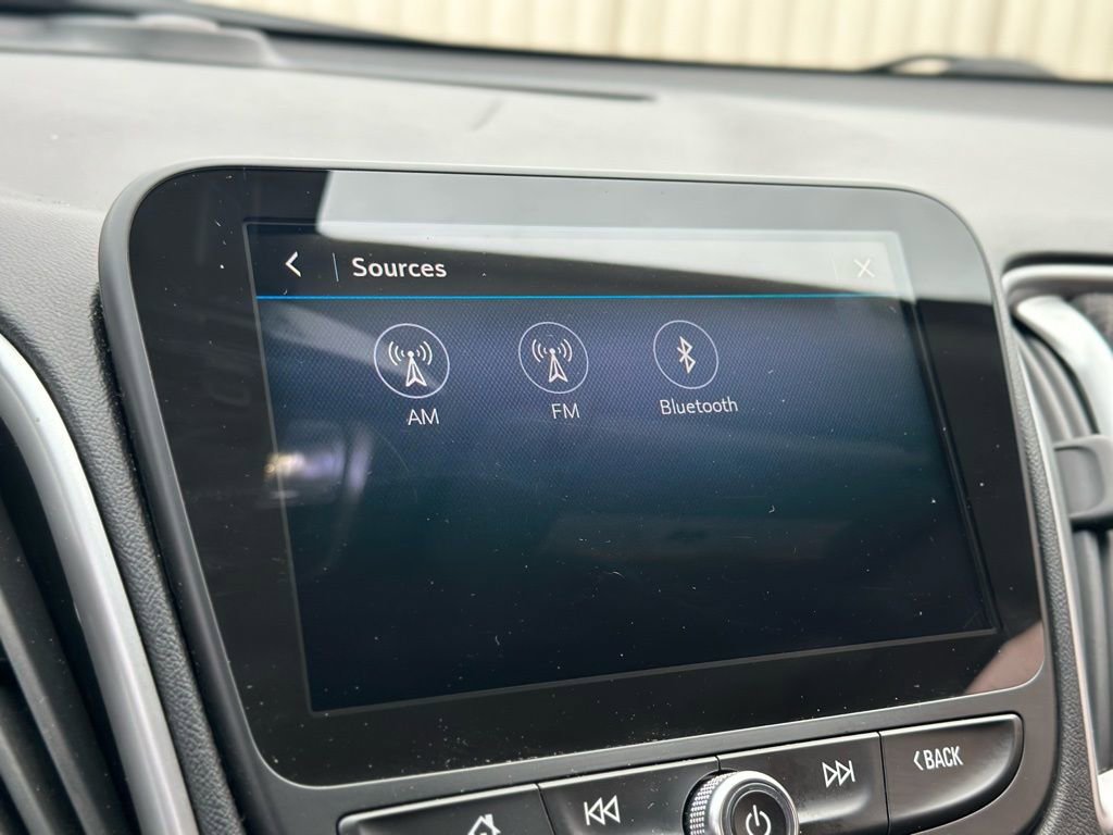 Used 2020 Chevrolet Malibu LS FWD image 33