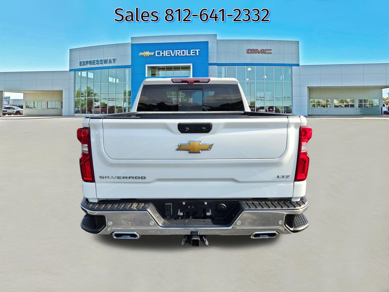 Used 2023 Chevrolet Silverado 1500 LTZ w/ Technology Package AWD/4WD image 6