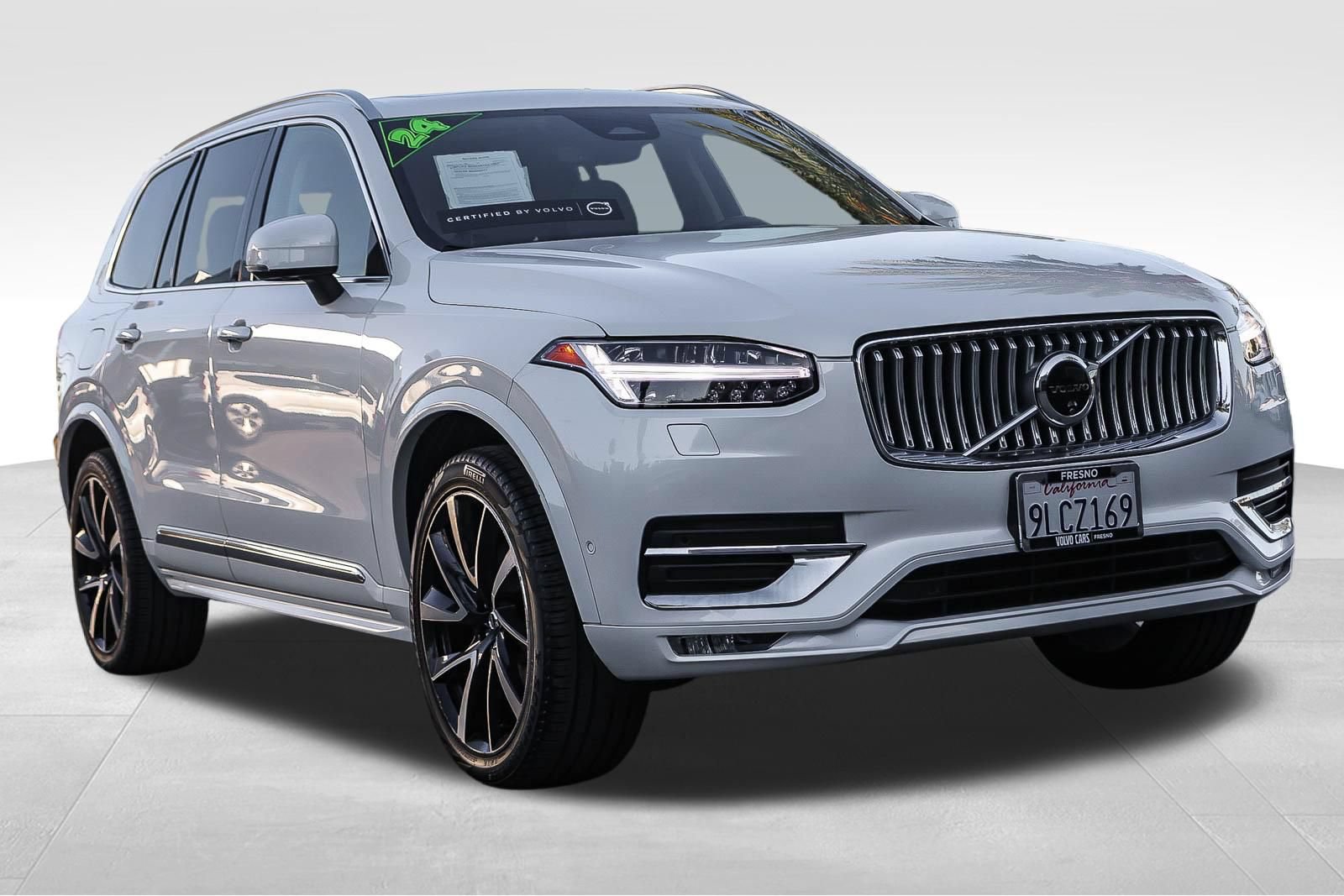 Used 2024 Volvo XC90 B6 Plus AWD/4WD image 3