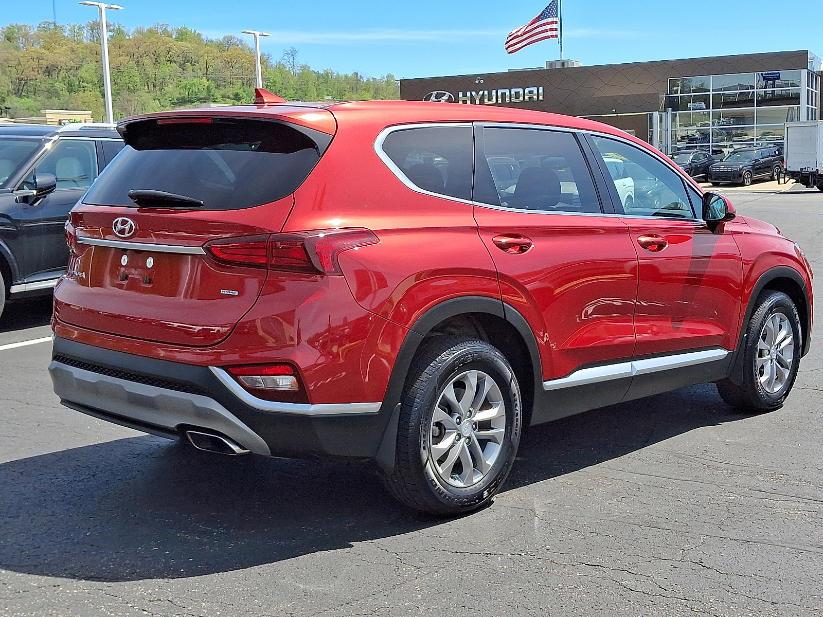 Used 2019 Hyundai Santa Fe SEL AWD/4WD image 6