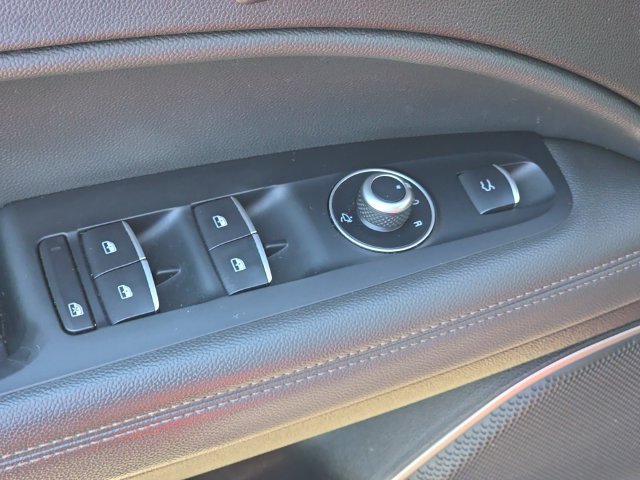 Used 2018 Alfa Romeo Stelvio Sport w/ Quick Order Package 22J Sport AWD/4WD image 18