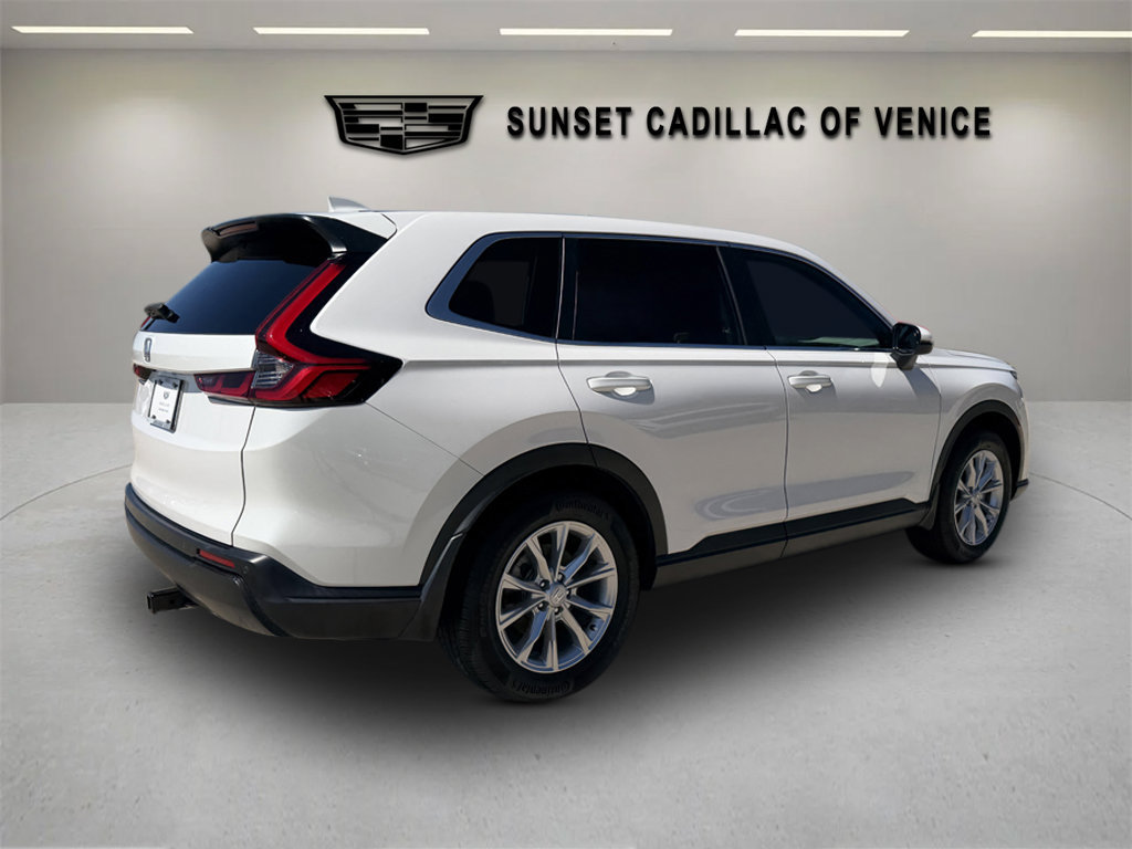 New 2026 Cadillac Optiq Luxury 1 RWD image 3
