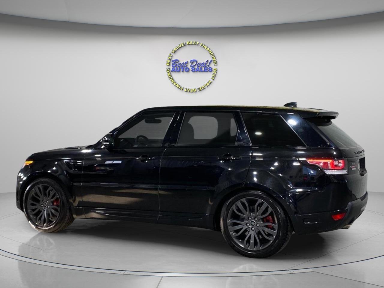 Used 2017 Land Rover Range Rover Sport HSE Dynamic image 3