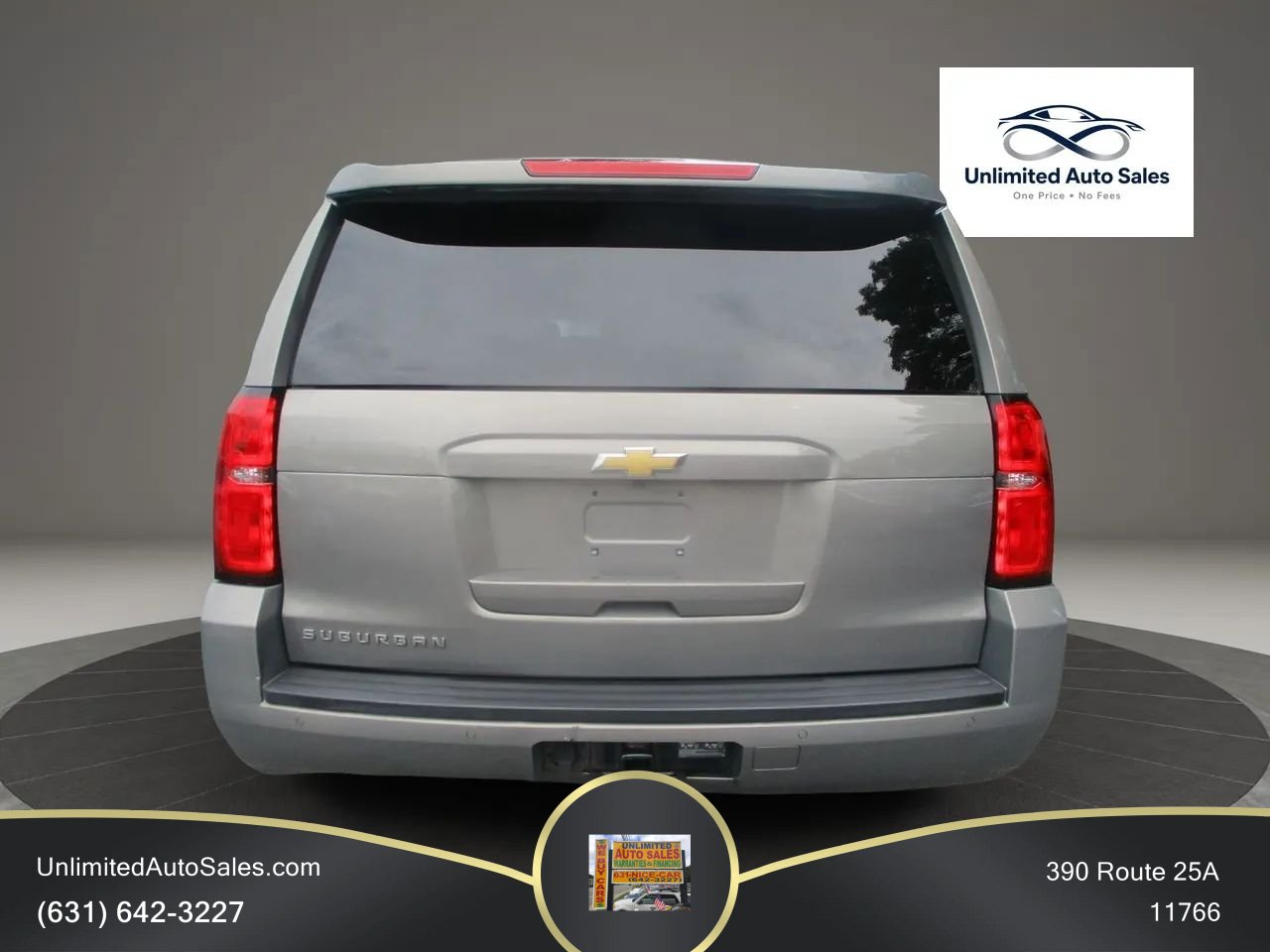 Used 2018 Chevrolet Suburban LT AWD/4WD image 16