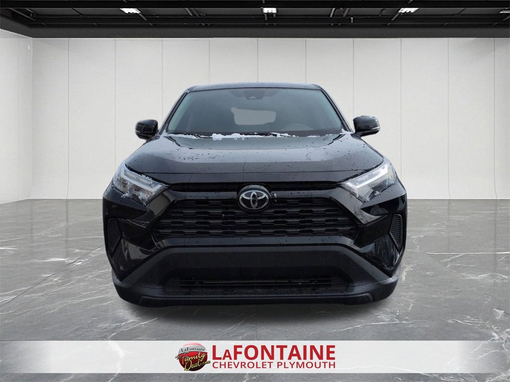 Used 2024 Toyota RAV4 LE image 3