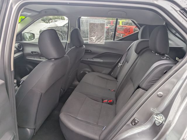 Certified 2025 Nissan Kicks Play S FWD image 9