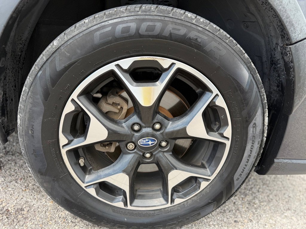 Used 2019 Subaru Crosstrek 2.0i Premium AWD/4WD image 19