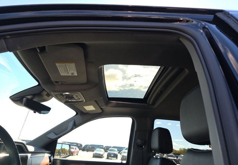 Used 2022 GMC Sierra 1500 Denali w/ Denali Reserve Package image 13