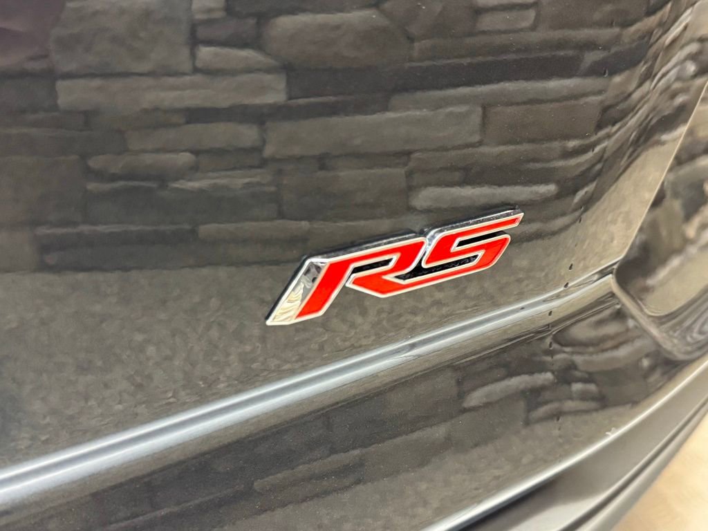 Used 2022 Chevrolet Camaro LT w/ RS Package image 16