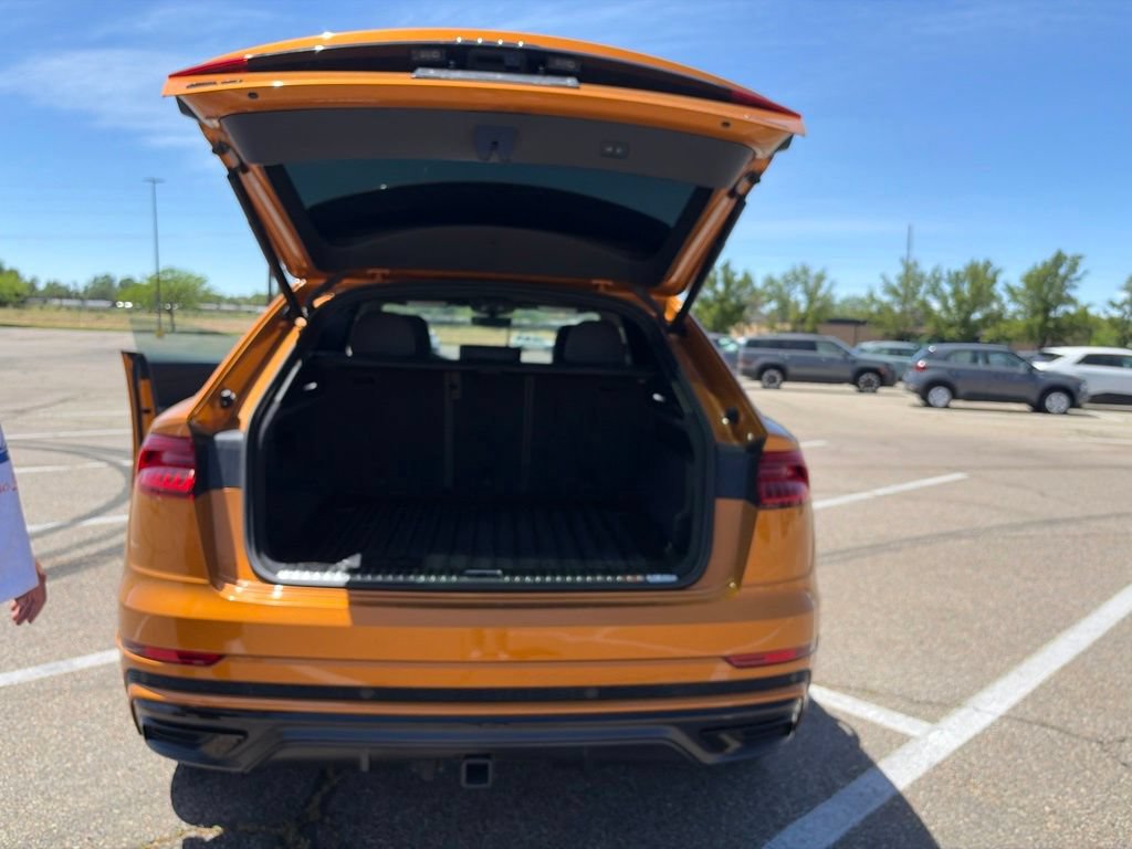 Used 2022 Audi Q8 Prestige w/ Prestige Package AWD/4WD image 37