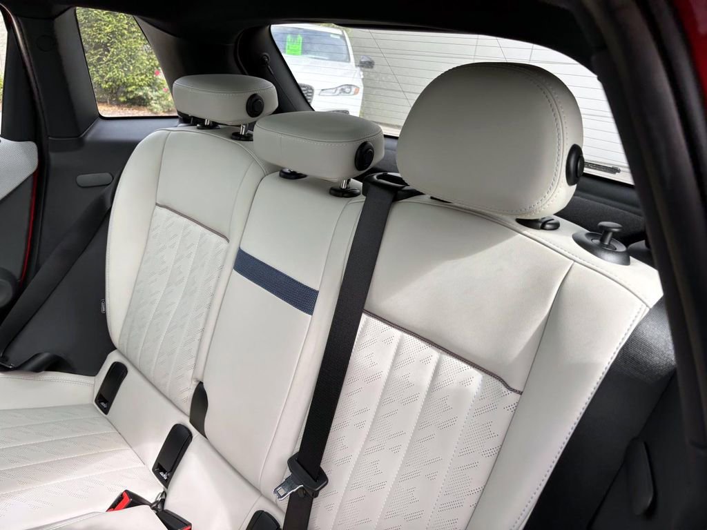 Certified 2025 MINI Cooper S image 27