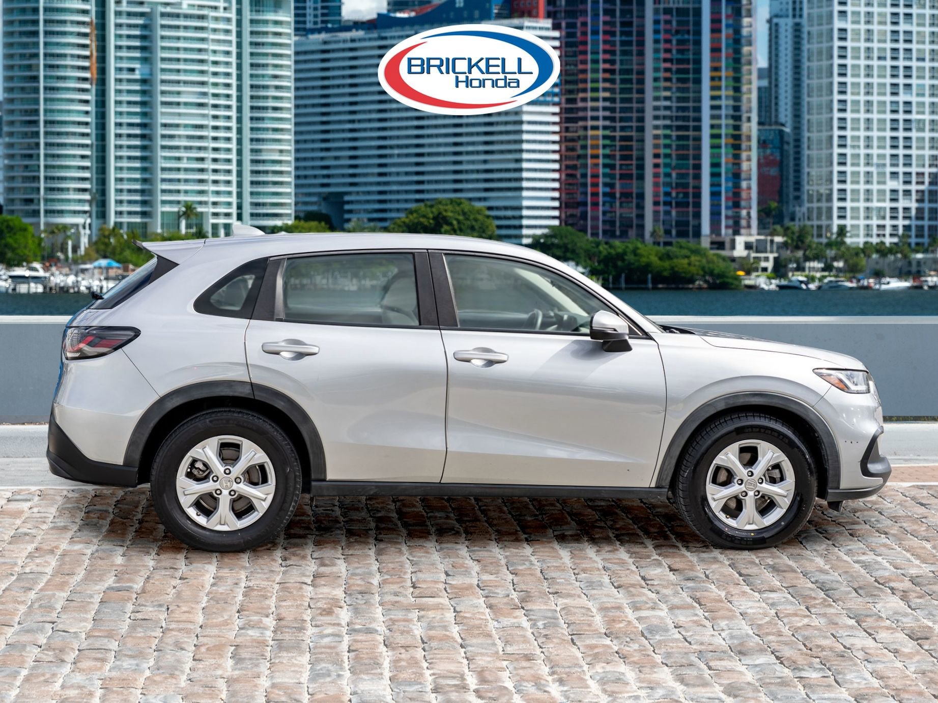 Used 2023 Honda HR-V LX image 4