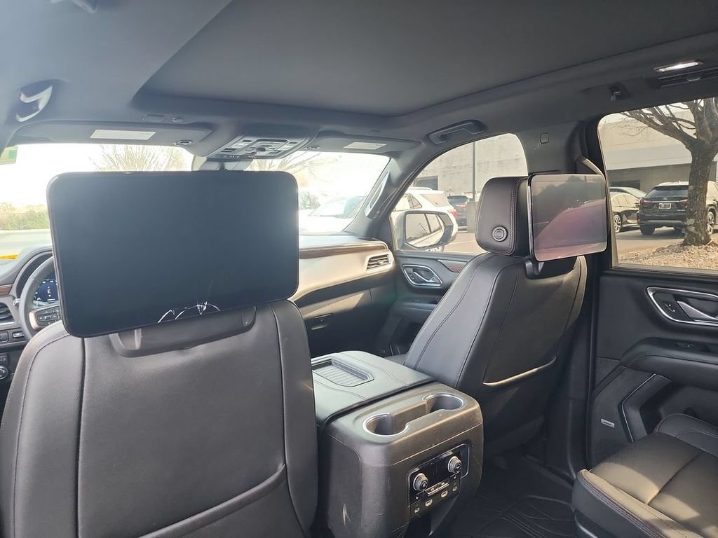 Certified 2023 Chevrolet Suburban High Country AWD/4WD image 37